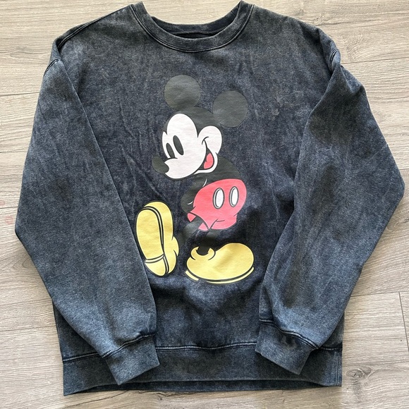 Disney Other - Men’s Mickey Mouse Gray Pullover Sweater Size S